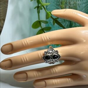 Fashion Jewelry Silver and Black Ornate Ring